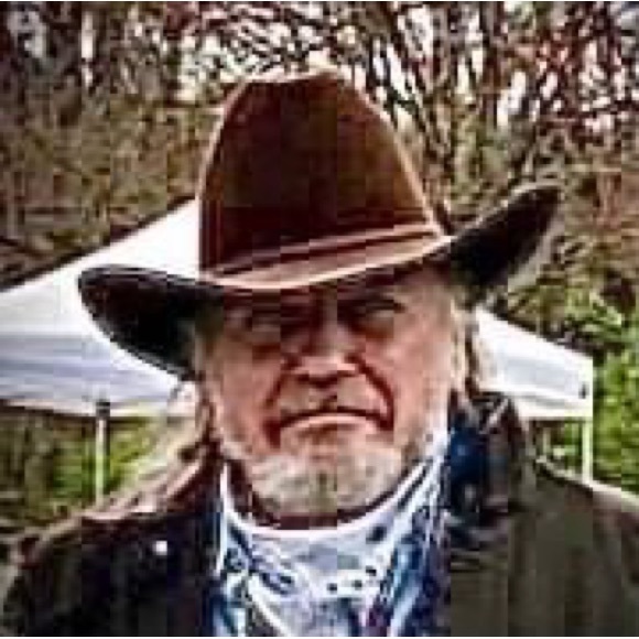 Meet your Posher, Harley - Picture 3 of 3